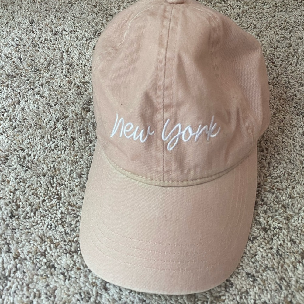“New York” hat